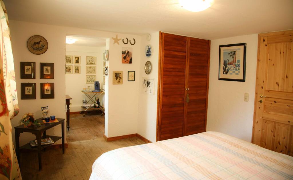 Gaestehaus Cheval Blanc ลอร์คอัมไรน์ ห้อง รูปภาพ